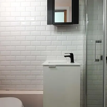 Apartamento Renovated, Chic For Two *